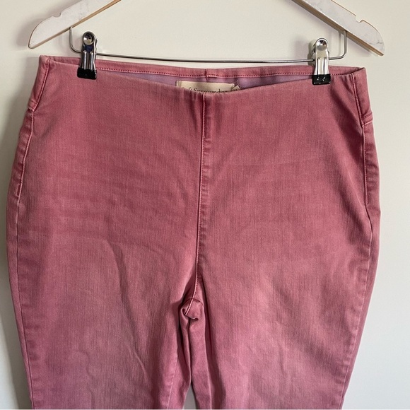 SOFT SURROUNDINGS Ultimate Denim Jacinto Cropped Pink Pull On Jeans Medium - Picture 3 of 10